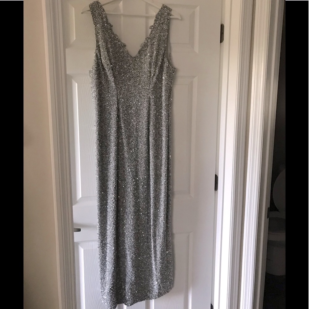VINTAGE SCALA GOWN